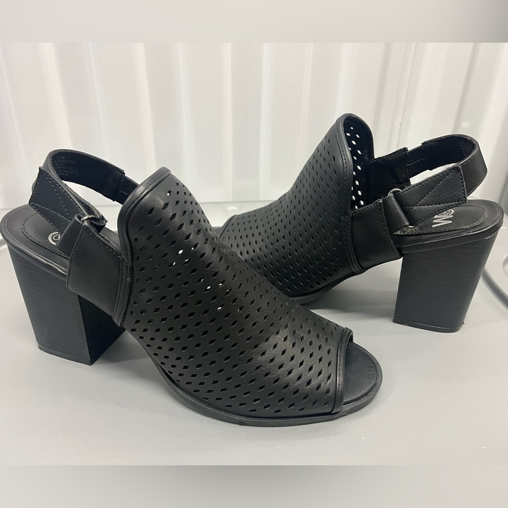 Black block heel sandals